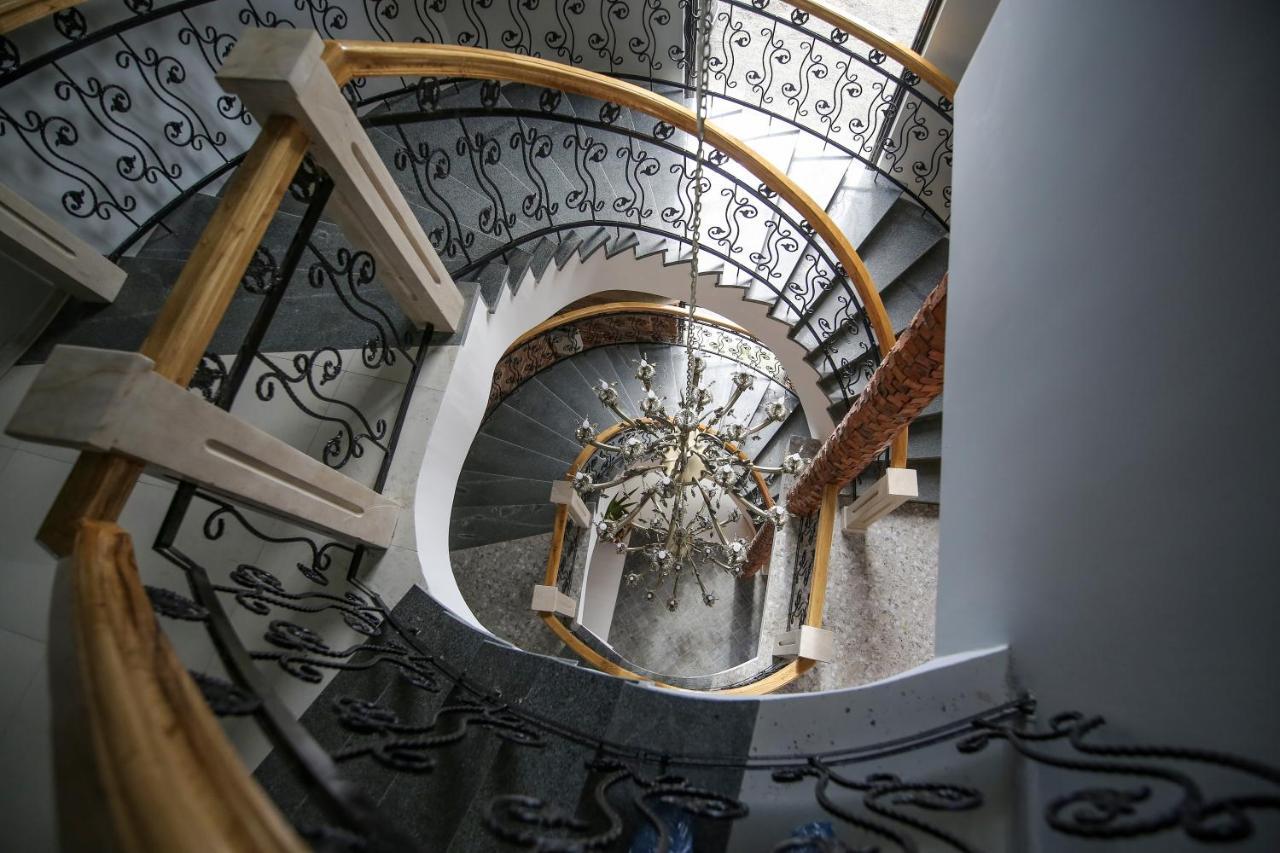 Hotel Shogi Zugdidi Dış mekan fotoğraf