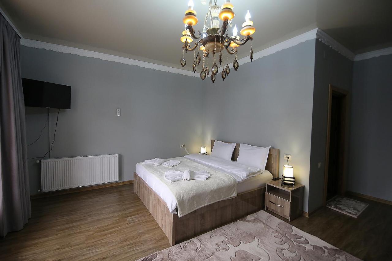 Hotel Shogi Zugdidi Dış mekan fotoğraf