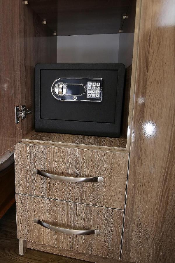 Hotel Shogi Zugdidi Dış mekan fotoğraf